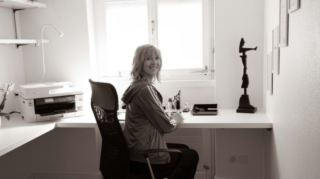 baerbel-ullrich-physiouno-riehen-sepia