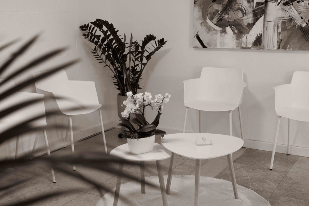 wartezimmer pflanzen physiotherapie physiouno riehen sepia